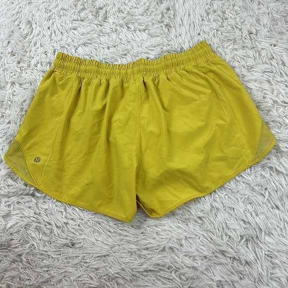 Lululemon Hotty Hot Short II *Long 4" Soleil - Picture 5 of 5